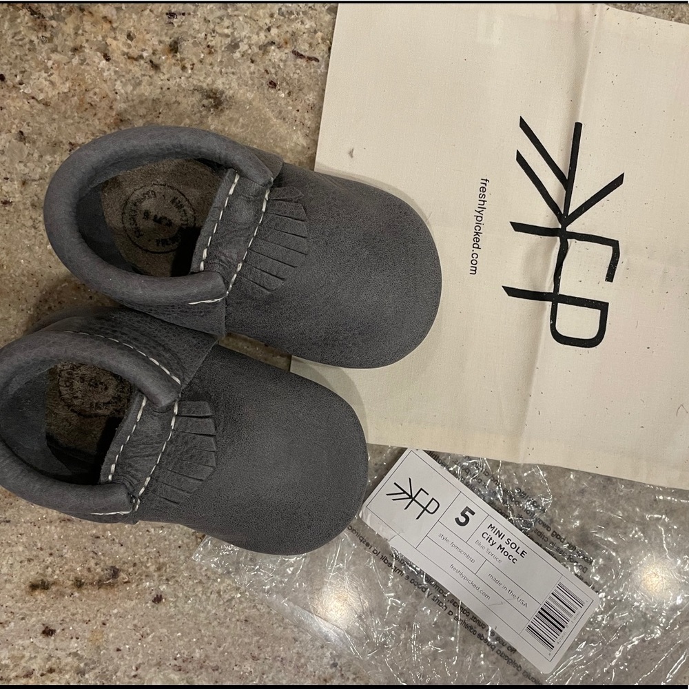 Freshly Picked mini sole city mocc